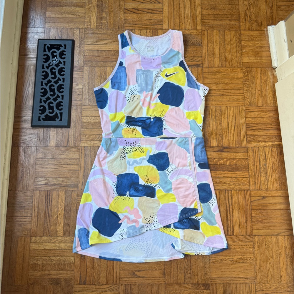 Nike Dri-Fit Dress Size Medium